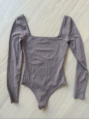 Babaton Long Sleeve Square Neck Bodysuit in Taupe